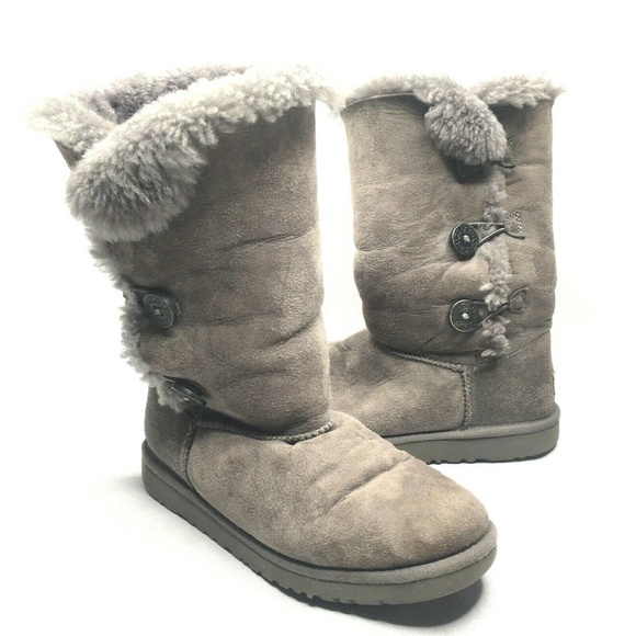 women's 3 button ugg boots